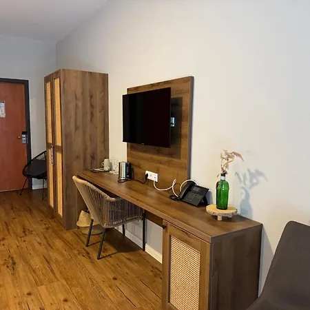 Monteurzimmer Am Waldhotel *