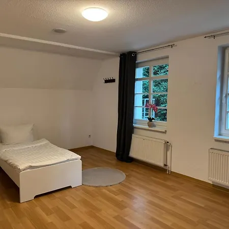Monteurzimmer Am Waldhotel